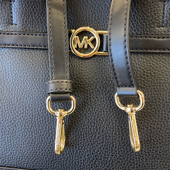 Michael Kors Mercer Large Top-Zip Belted Satchel Crossbody Center Zip Bag Purse - Picture 10 of 16